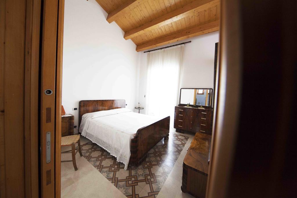Gioeni Apartment Чефалу Екстериор снимка